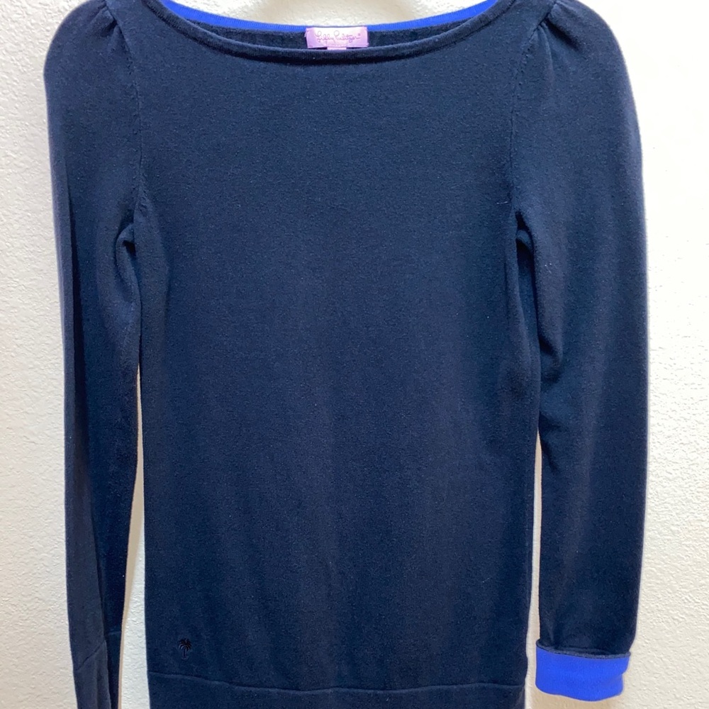 Long sleeved black sweater